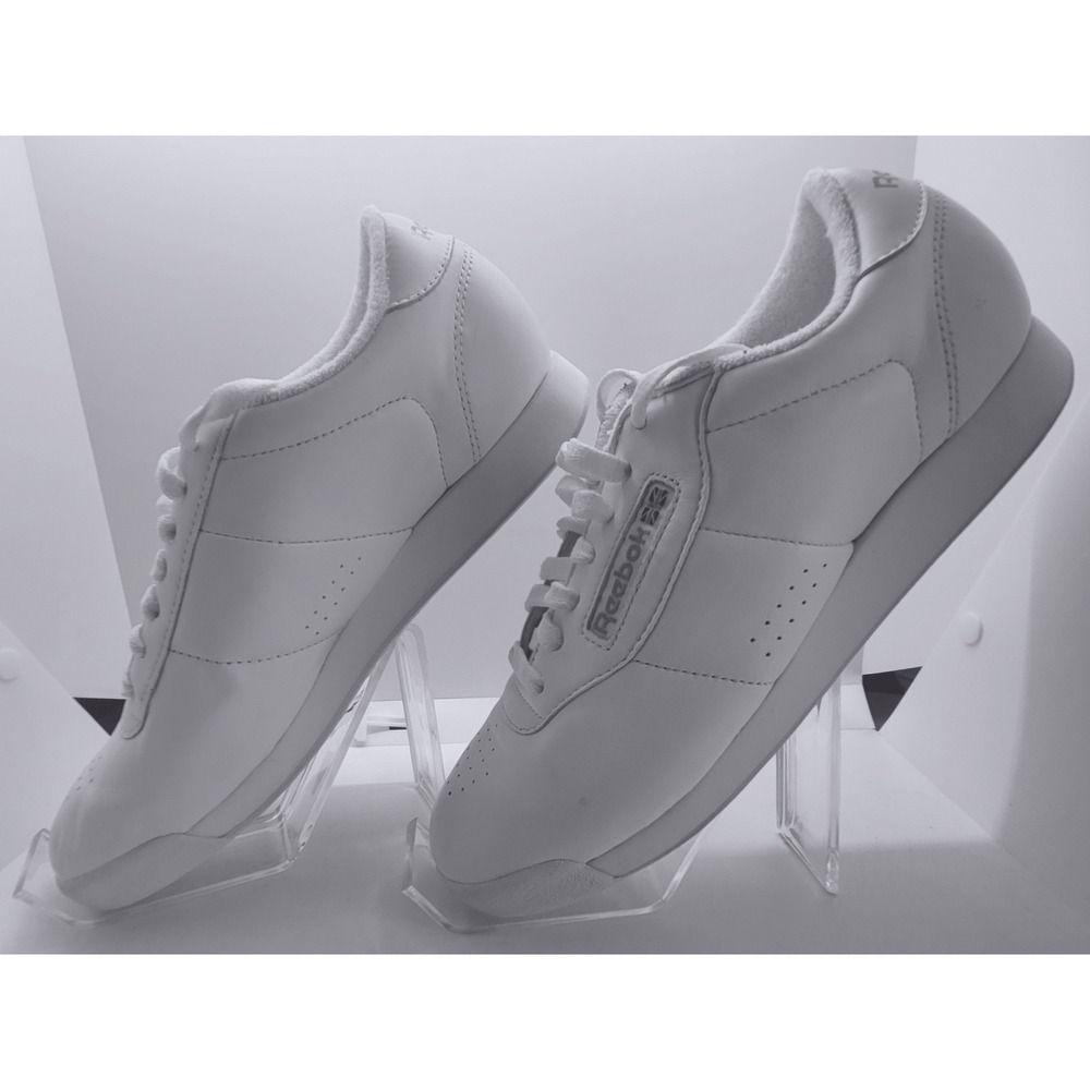 Reebok Princess Sneakers Women SZ 9‎ White Classic Low Top Casual Walking Shoes